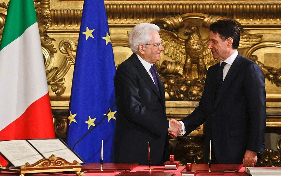 Ορκίστηκε η νέα Κυβέρνηση στην Ιταλία – Δημιούργησαν Υπουργείο για την Οικογένεια -Πρώτες δηλώσεις: «Κόβουμε τα λεφτά για μετανάστες – Να πάνε σπίτι τους»